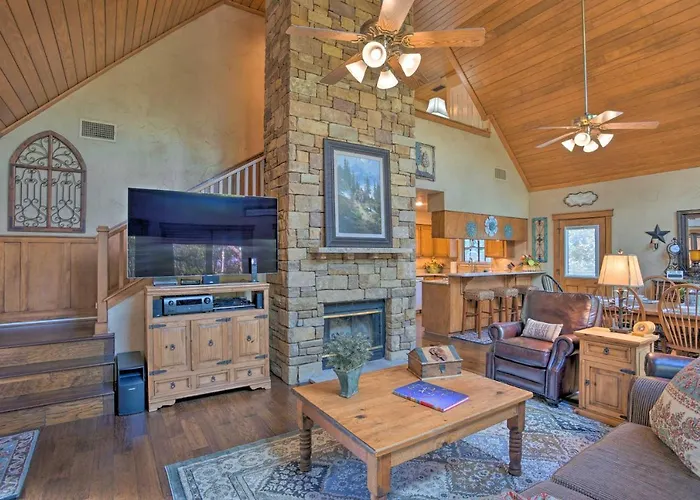 Lake Granbury Getaway! Family Home W/ Deck & Games
